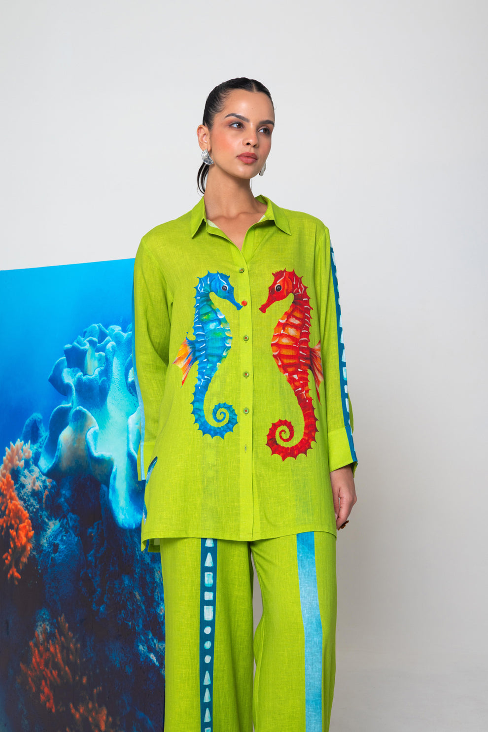 Nautanky Dancing seahorse